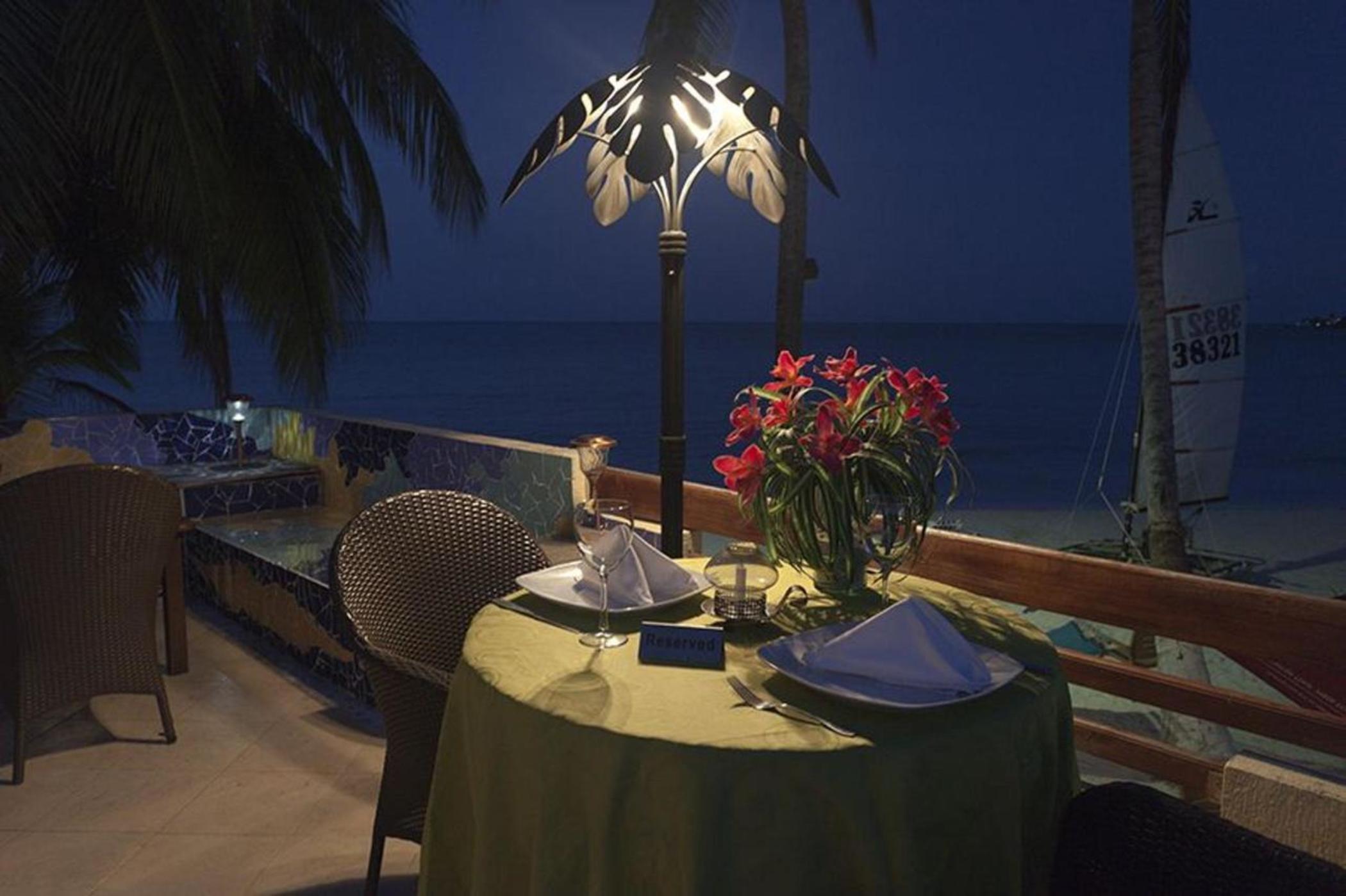 Cocoplum Hotel 4*