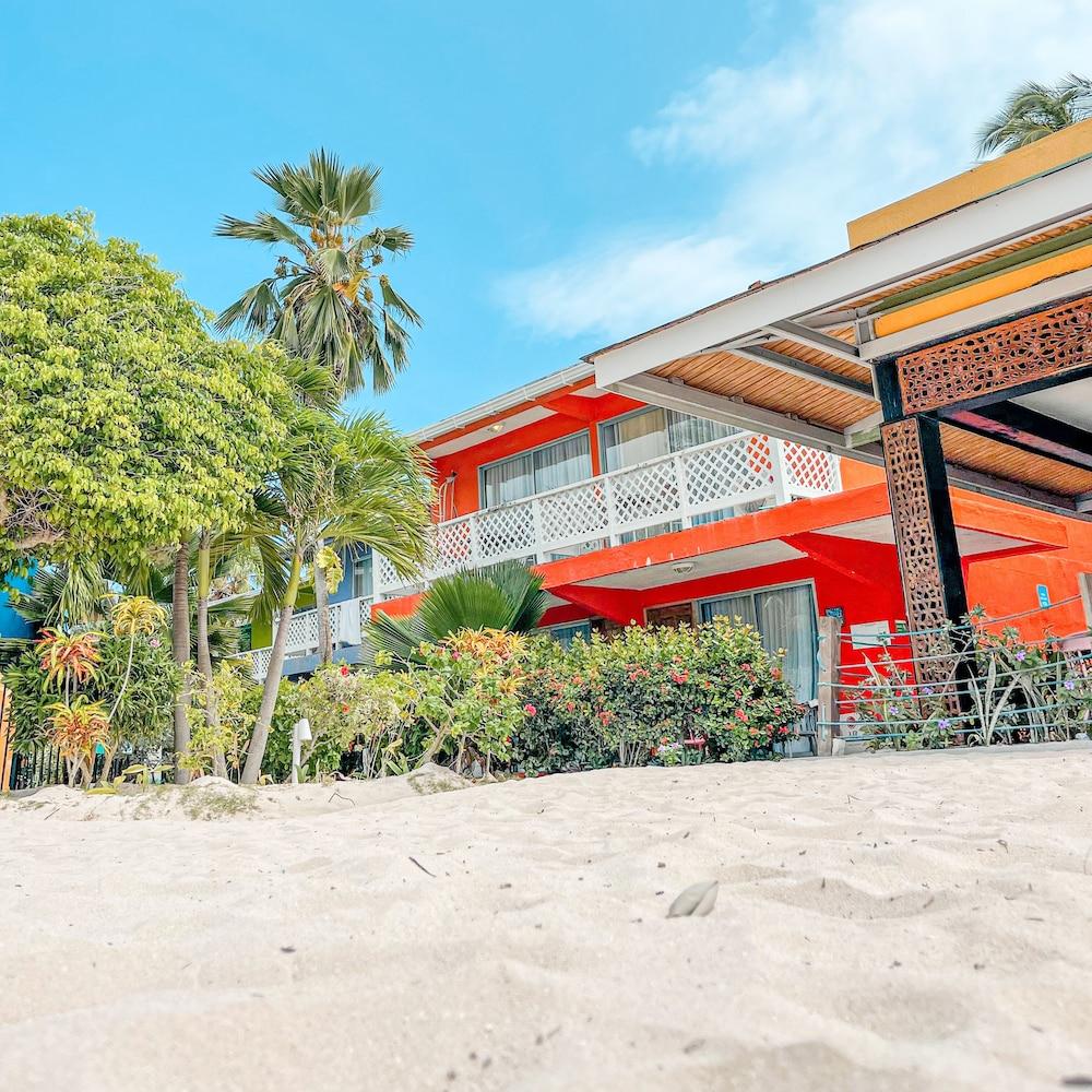 Hotel Cocoplum