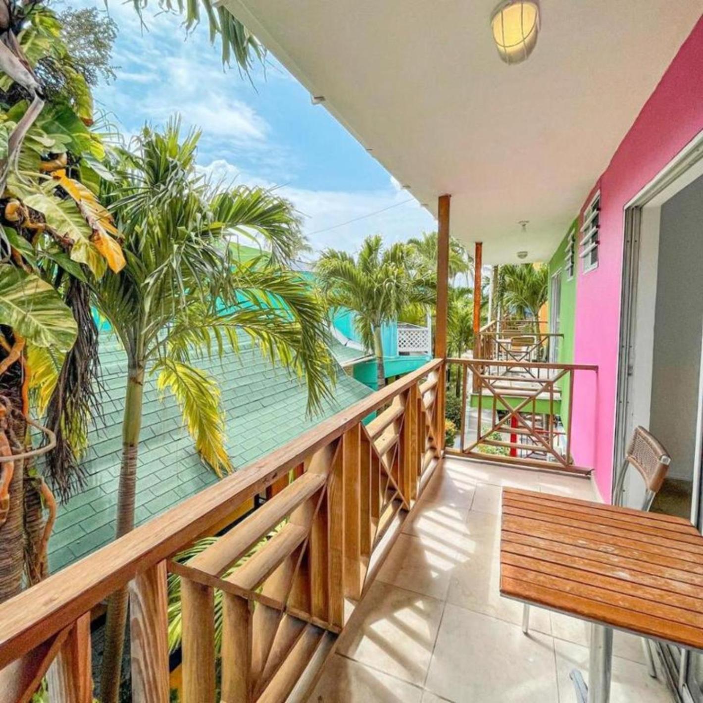 Hotel Cocoplum 4*